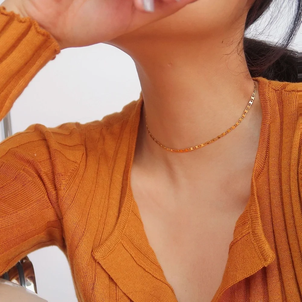 CLOSING SALE! ✨18K Gold Plated Flat Anna Chain Necklace - Picture 8 of 9